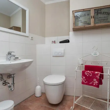 Adele - Ruhig, Direkt Am Elberadweg & Badesee Mit Balkon Apartment Dresden