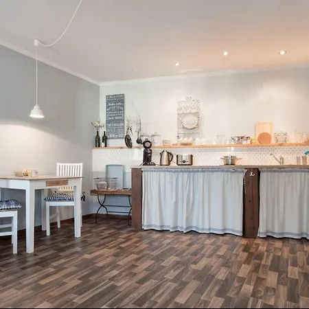 Adele - Ruhig, Direkt Am Elberadweg & Badesee Mit Balkon Appartement Dresden