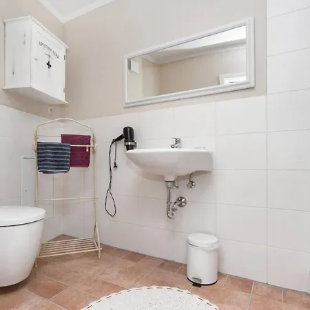 Appartement Adele - Ruhig, Direkt Am Elberadweg & Badesee Mit Balkon Dresden